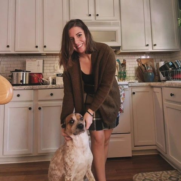 Meet your Posher, Emily - Picture 1 of 1